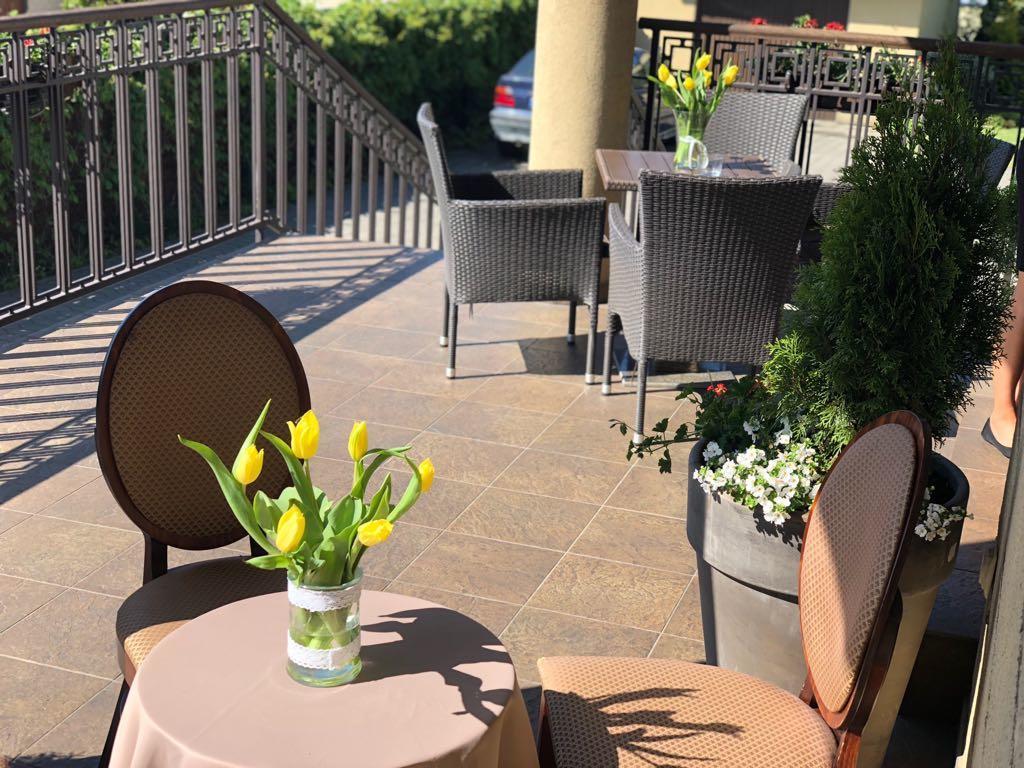 Bialy Kruk Hotell Starogard Gdański Exteriör bild